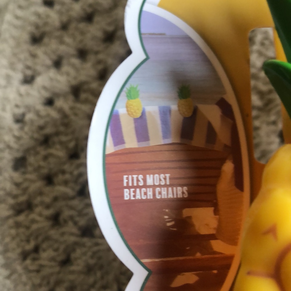 ROAM PINEAPPLE Beach Towel Clips - Picture 4 of 7